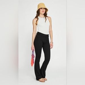 NWOT Betabrand 7-Pocket Dress Pant Yoga Pant